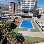Horizonte Beachfront 아파트